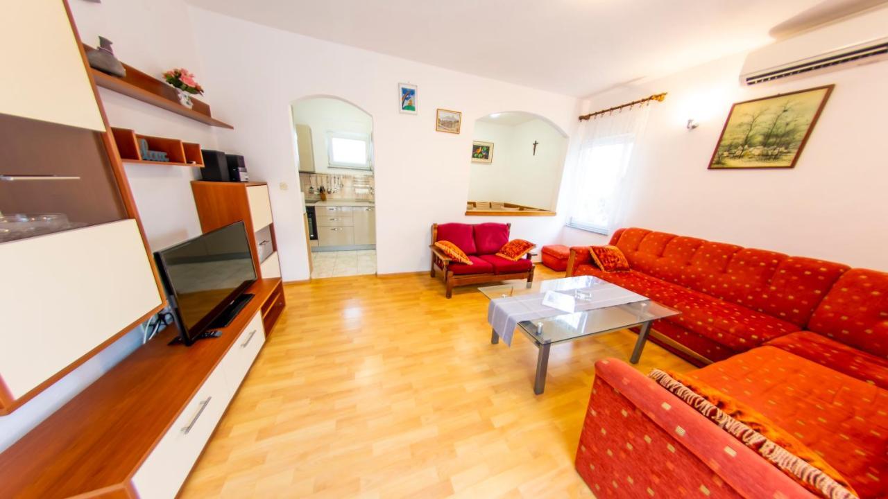 Planikovica Apartments Trogir Exterior foto